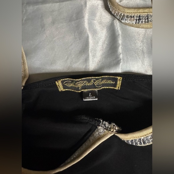 Elegant Black and Gold tank top - Picture 2 of 4